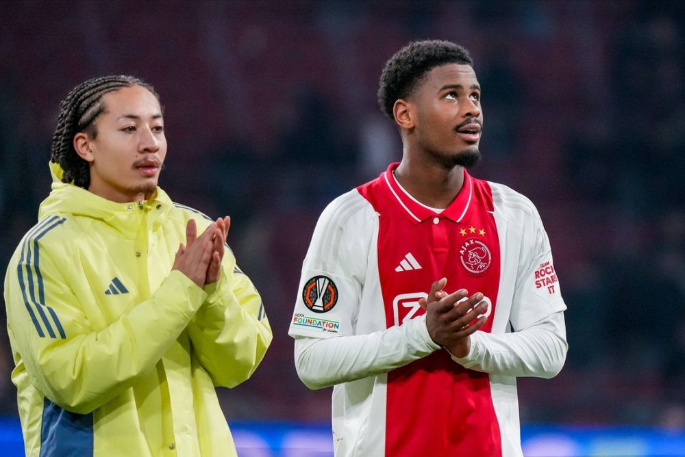 米乐体育m6注册阿斯顿维拉迎荷甲关键赛，今晨更衣室发声，引发热议，年轻球员得到机会的简单介绍