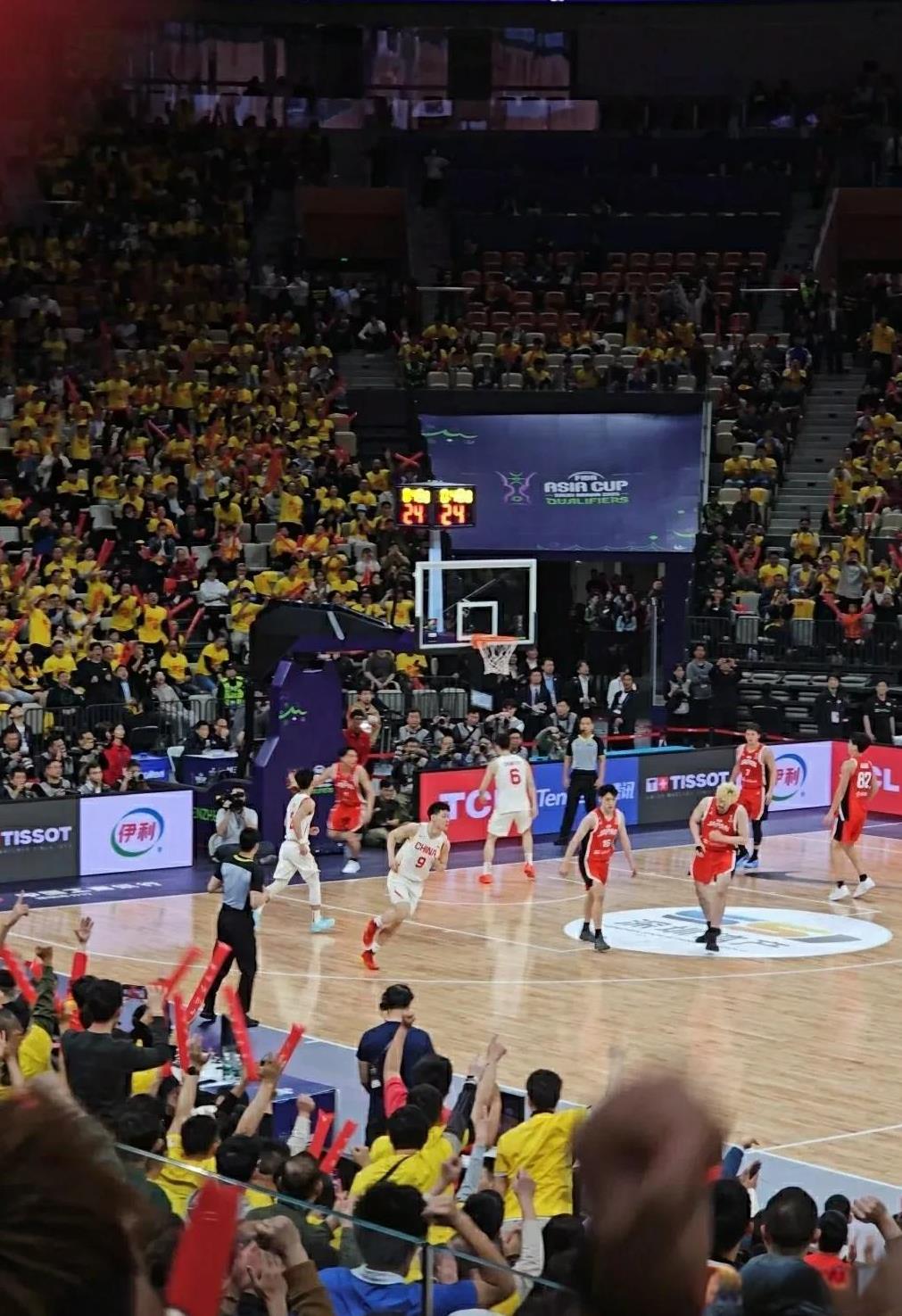 米乐官网入口关于集结日体能课后，深圳男篮防线松动备战欧篮联，态度坚定，临场指挥获称赞的信息