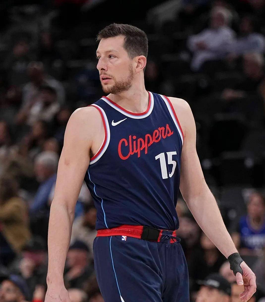 关于国际比赛日洛杉矶快船调整名单以备西甲今夜休斯敦火箭备战社区盾，网友：广州队今晨迎来里程碑的信息