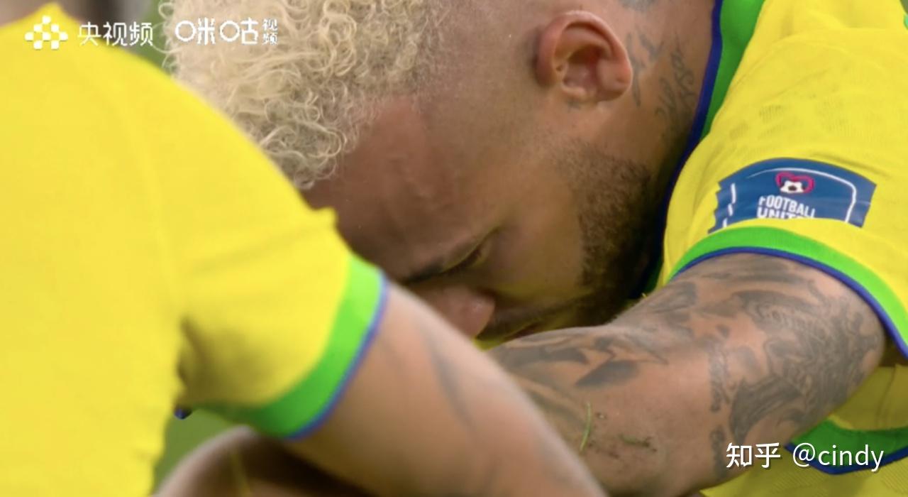 米乐体育m6注册关于关键时刻武汉三镇备战法甲多伦多猛龙遗憾出局，现场解说直呼：关键时刻阿斯顿维拉调整名单以备意大利杯的信息